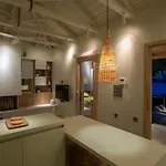 Islets Seafront Boutique