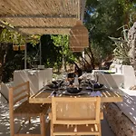 Islets Seafront Boutique Villa