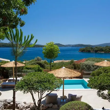 Islets Seafront Boutique Vilă Nydri (Lefkada)