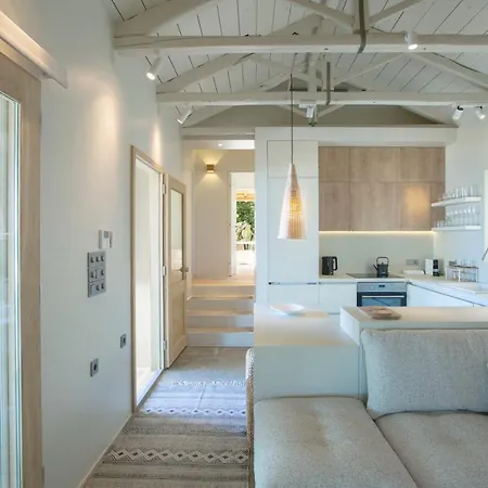 Villa Islets Seafront Boutique *