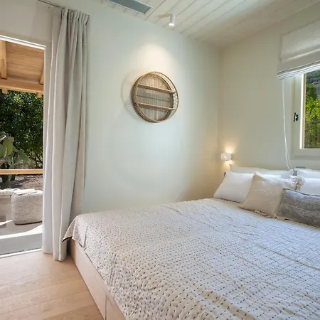 Islets Seafront Boutique Nydri (Lefkada)